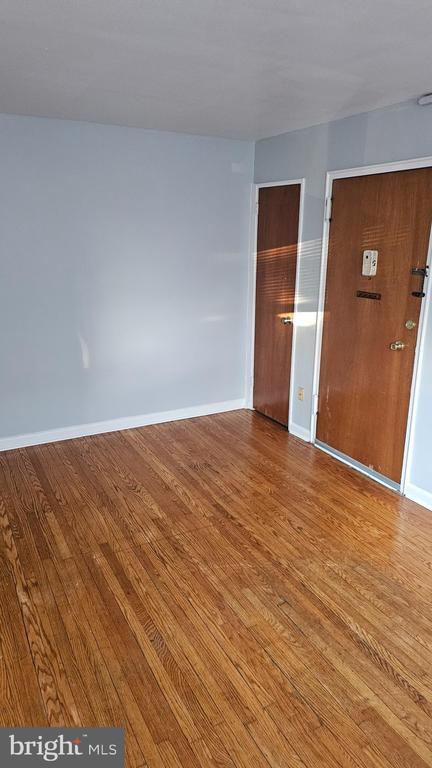 Building Photo - 6007 Bingham St