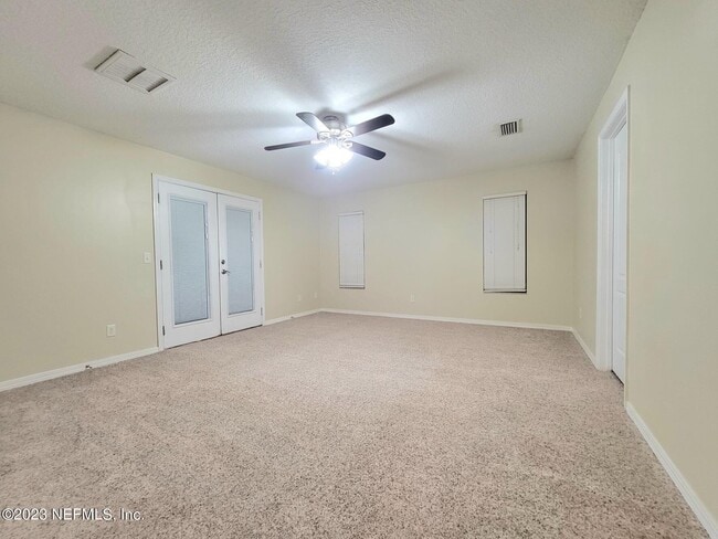 Building Photo - 11640 Wellington Way