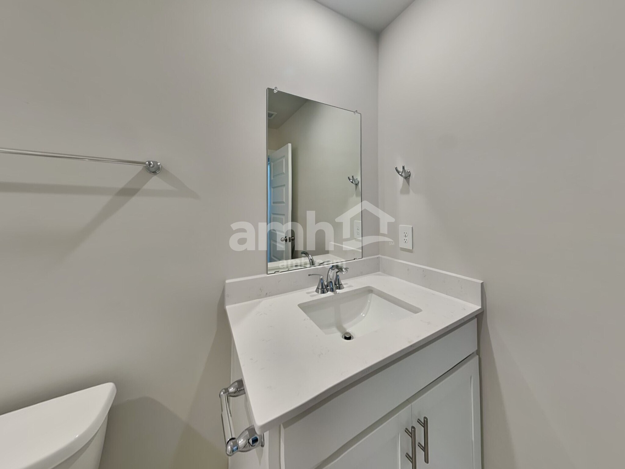 Building Photo - 521 Crowder Pl