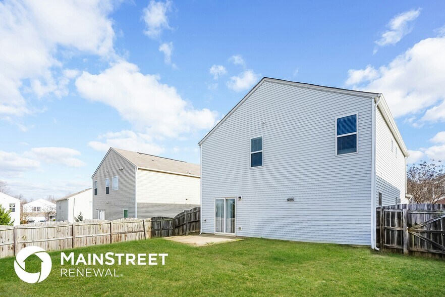 Building Photo - 1013 Collington Dr