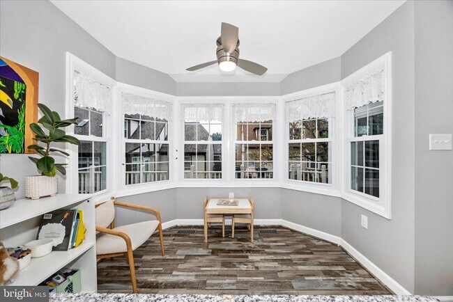 Building Photo - 2465 Bear Den Rd