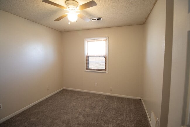 Building Photo - 3604 Greeley Dr