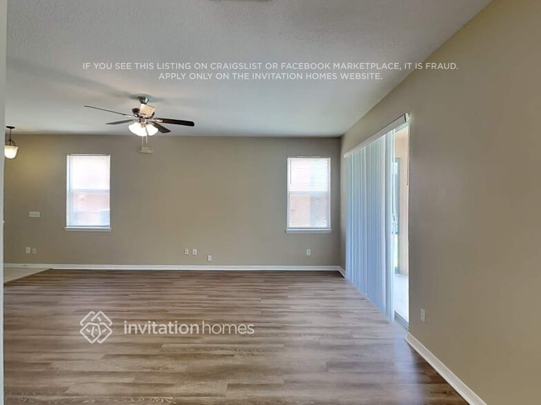 Building Photo - 576 Sandy Ridge Dr