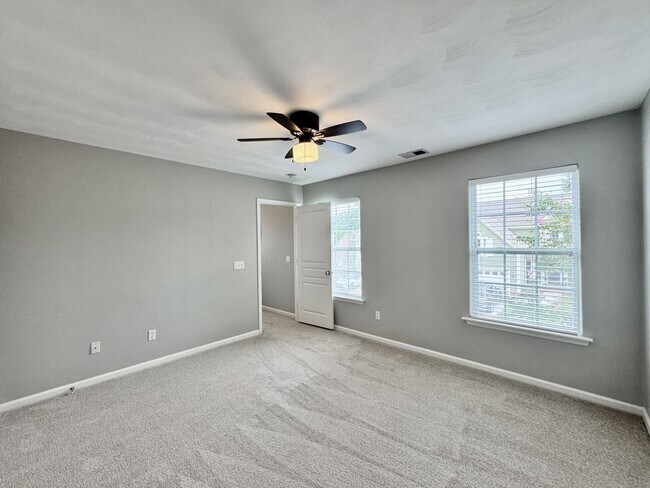 Building Photo - First-Time Rental Available NOW! Pet Friendly, Community Pool, Clubhouse, Fitness Center, Kayak, ...