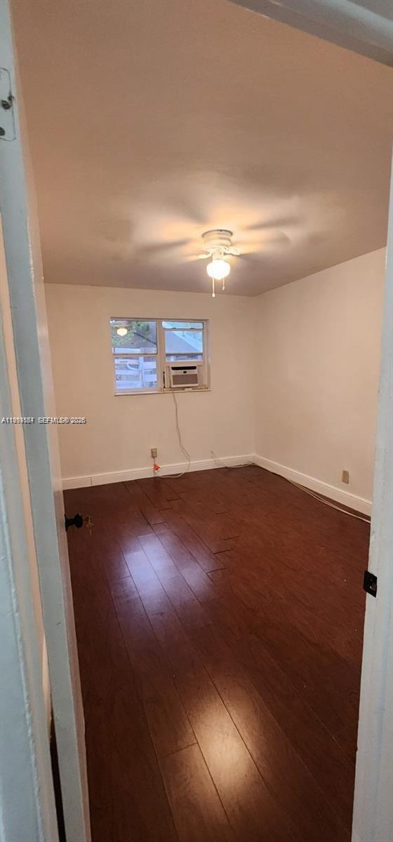 Building Photo - 371 NE 57th Ct