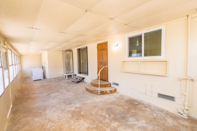 Building Photo - 3BR/2BA - Single Family Home in El Cajon!