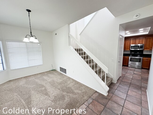 Building Photo - Four-bedroom townhome in The Trails at Cal...