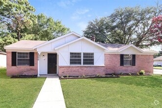 Building Photo - 4000 School Hill Cir