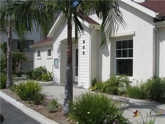 Building Photo - 855 Harbor Cliff Way