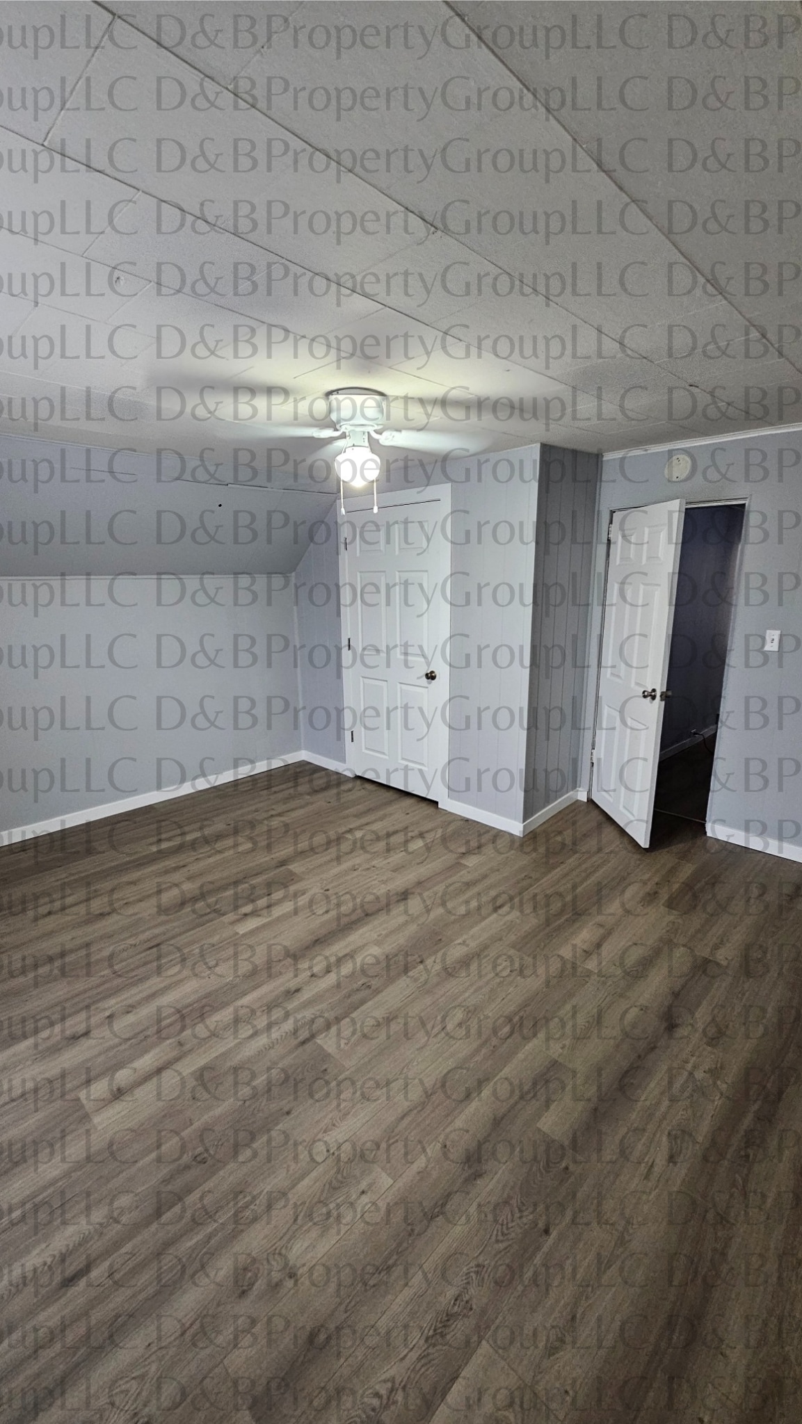 Building Photo - 939 Baraga St NE