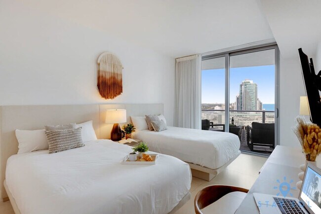 Building Photo - 4111 S Ocean Dr