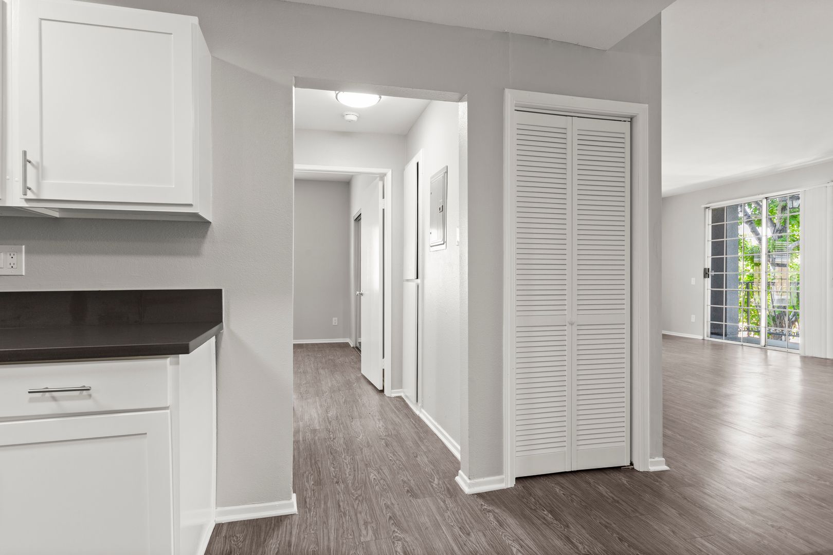 Interior Photo - Kester View