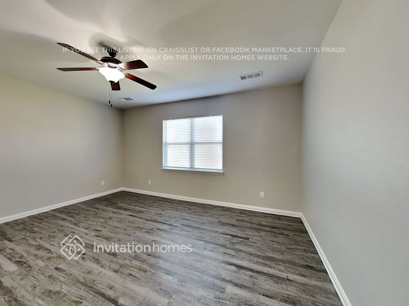Building Photo - 529 Meadow Springs Dr