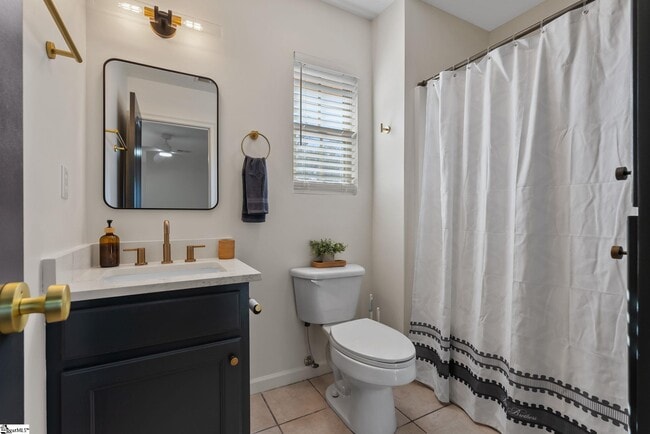 Building Photo - 7 Hamilton Ave