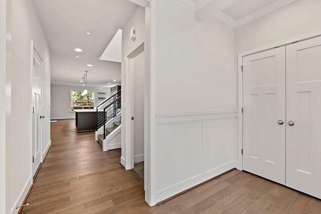 Building Photo - 2359 NE 150th St