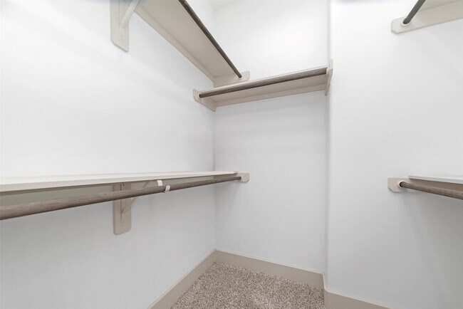 Building Photo - 837 W Little York Rd