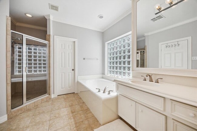 Building Photo - 422 McGowen St