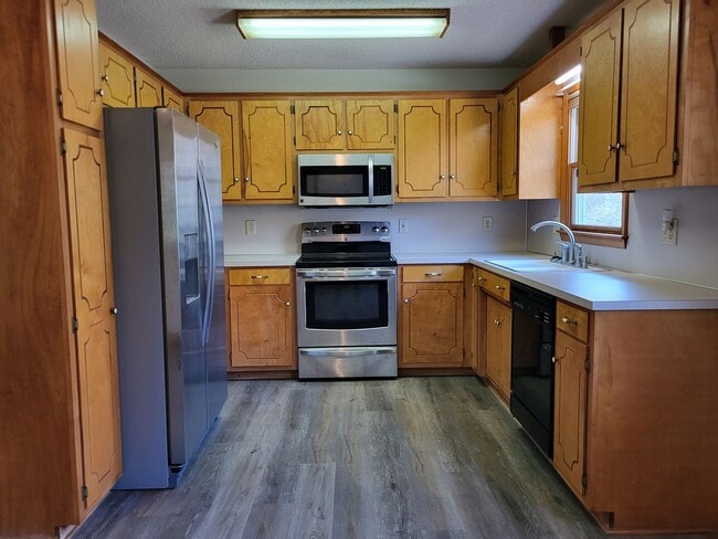 Building Photo - 3 bedroom home in Lincolnton