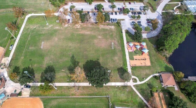 Building Photo - 254 Seville Pkwy