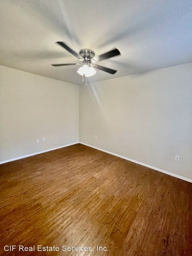 Building Photo - 2 br, 1 bath House - 1500 Lake Shore Dr. U...