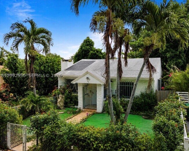 Building Photo - 7573 NW 12th Ct