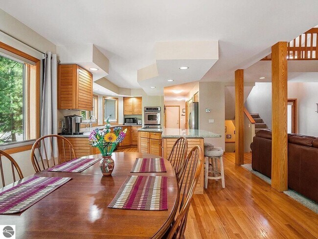 Building Photo - 3005 Wild Juniper Tr