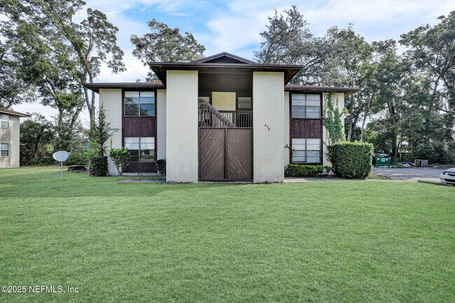 Building Photo - 473 Bentwood Ln