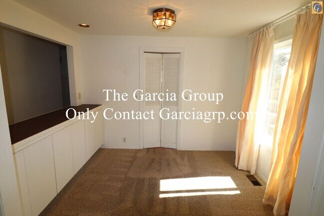 Building Photo - 1493 SW 66th Ave