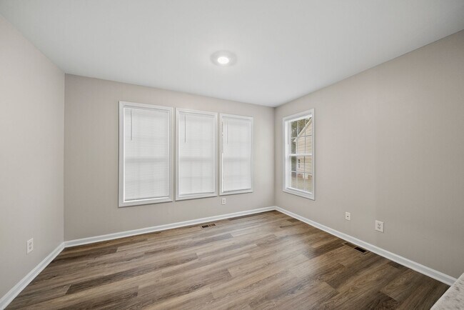 Building Photo - 201 Tonylee Ct