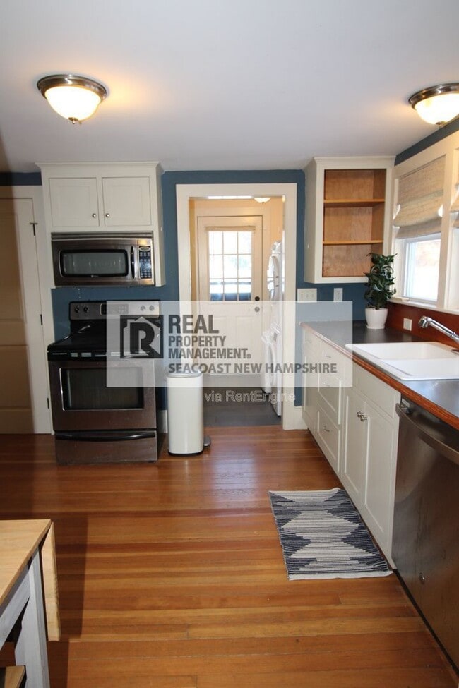 Building Photo - 19 Foyes Ln