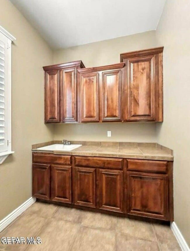 Building Photo - 13574 Emerald Falls Dr