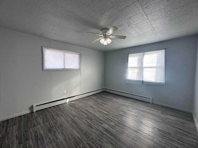 Building Photo - 1217 Williams-E