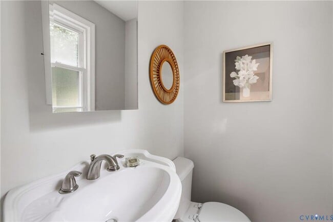 Building Photo - Beautiful rancher in chesterfield county