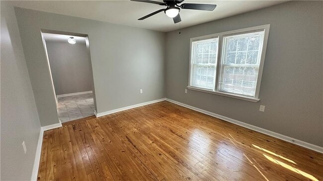 Building Photo - 1770 Springview Rd NW