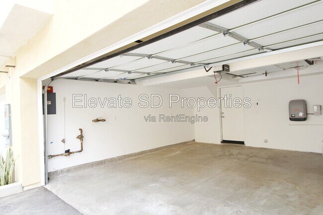 Building Photo - 2886 C St