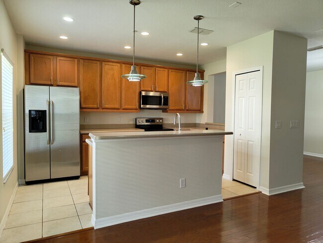 Building Photo - Three Bedroom Townhome at Cypress Lakes in Kissimmee