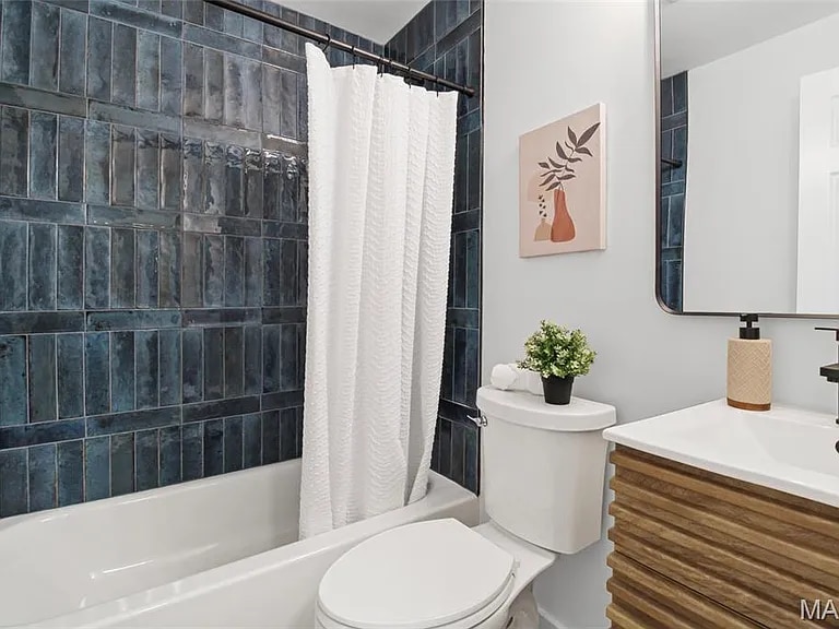 Building Photo - 8600 Mathilda Ave