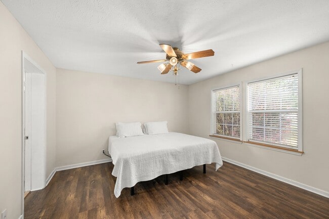 Building Photo - 117 Crazy Horse Trail