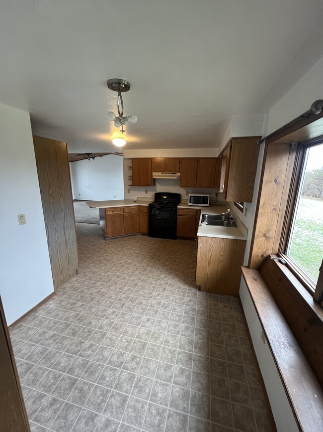 Building Photo - 1708 Patriot Way