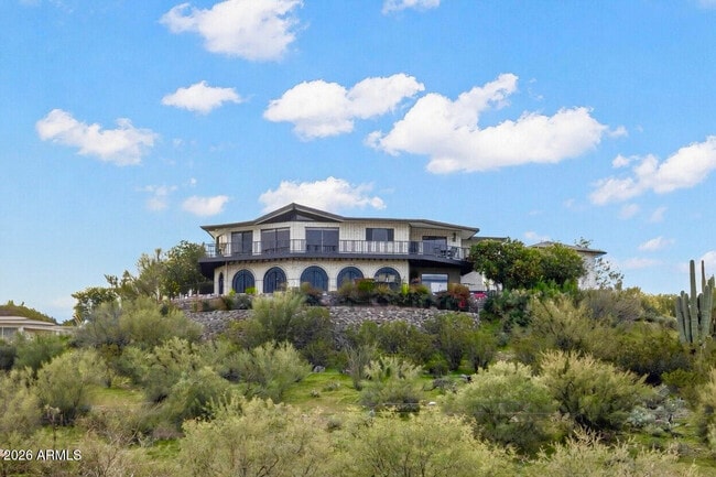 Building Photo - 322 N Cleopatra St