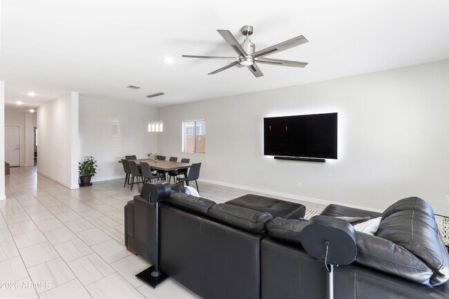 Building Photo - 35463 W Santa Barbara Ave