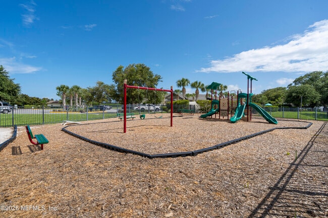 Building Photo - 9787 Sawgrass Dr E