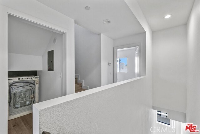 Building Photo - 4643 W 18th St