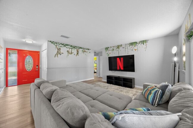 Building Photo - 12009 Florida Woods Ln