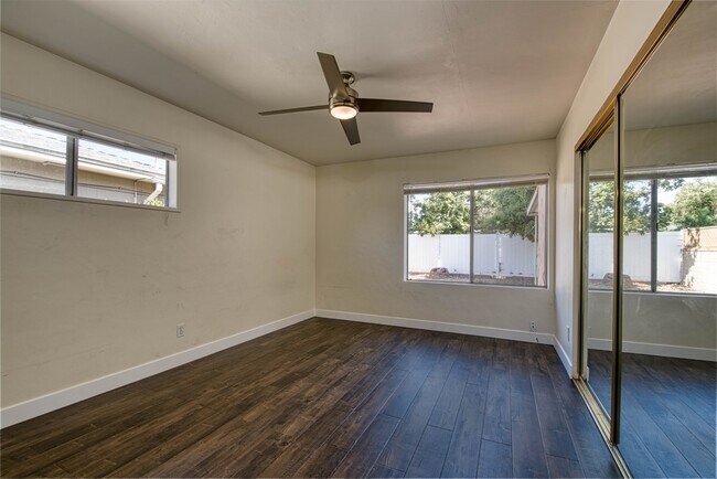 Building Photo - 6141 Dorothy Dr