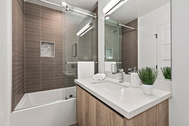 Bath 2 - 6701 W Eden Ter