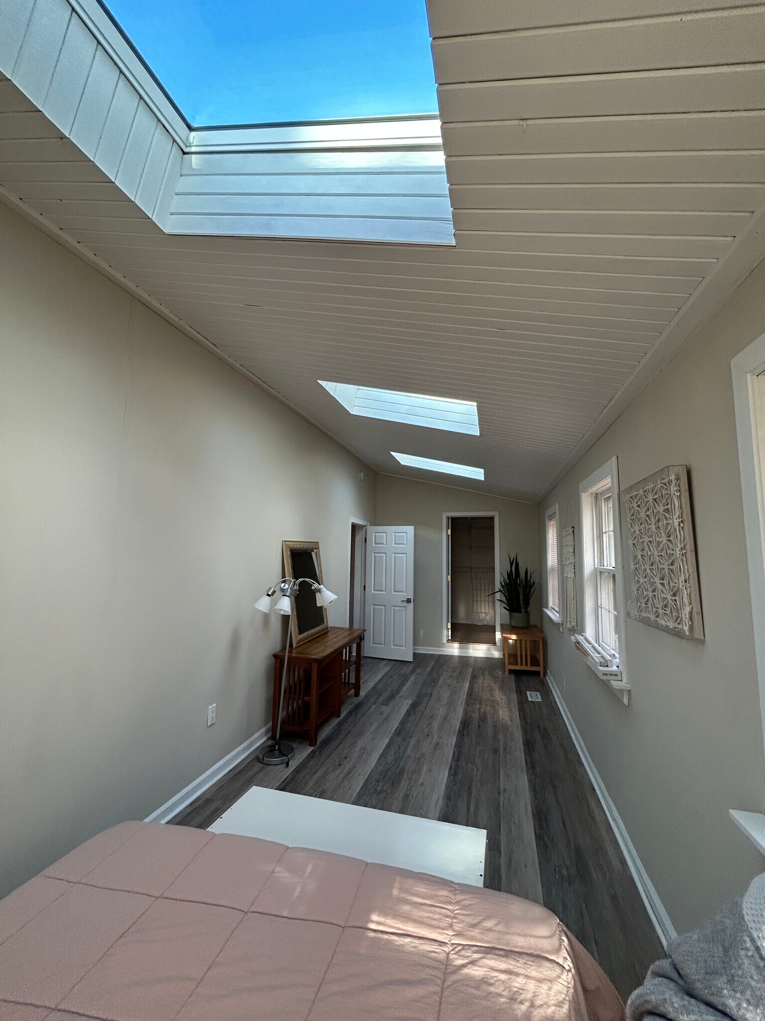 Building Photo - 952 Magothy Ave