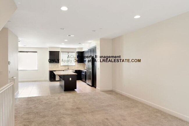 Building Photo - Spacious, 4 bed 3 bath Dublin Home For Rent