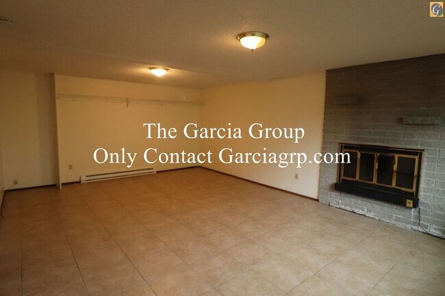 Building Photo - 15205 SW 119th Ave