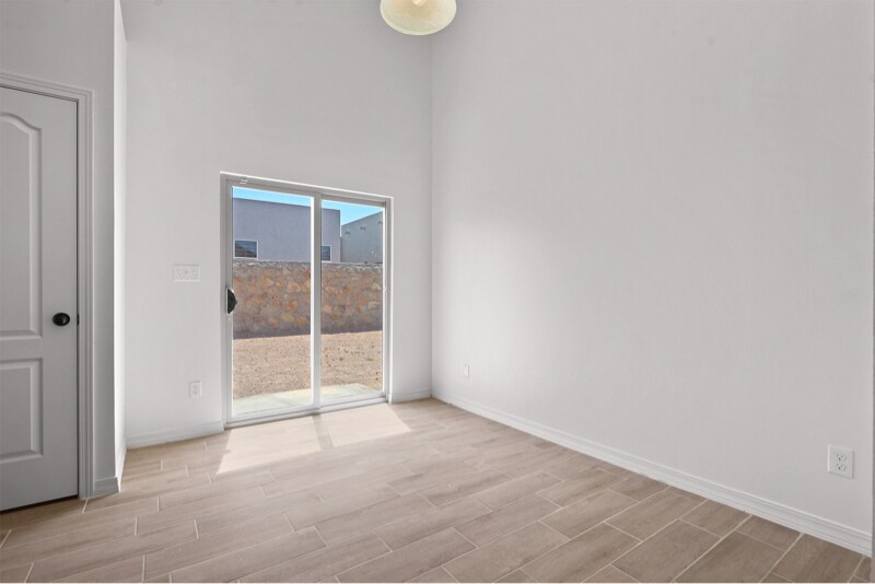 Building Photo - 608 Cedarwood Ave